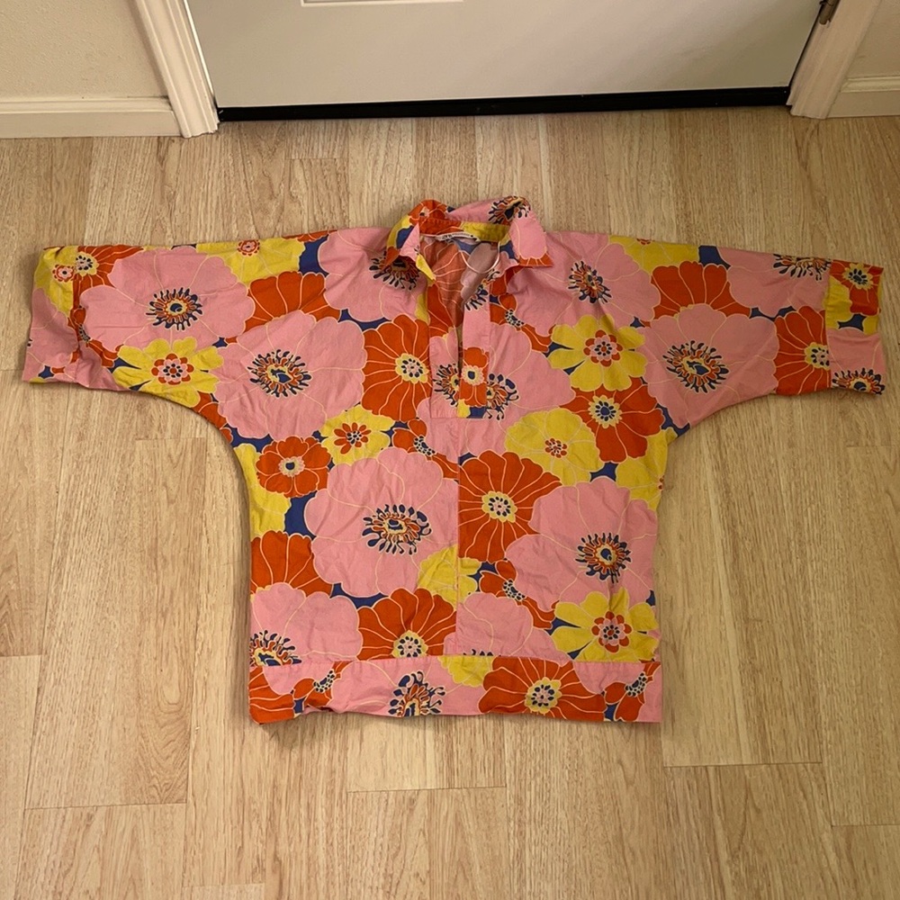 Zara Hawaiian print Tunic top with matching hat from Summer 2021 collection.